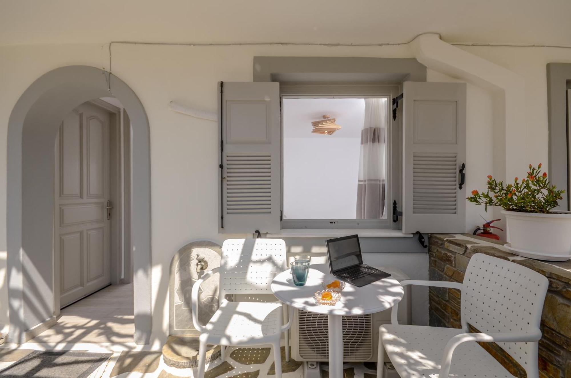 Sofi Pension Naxos City Extérieur photo