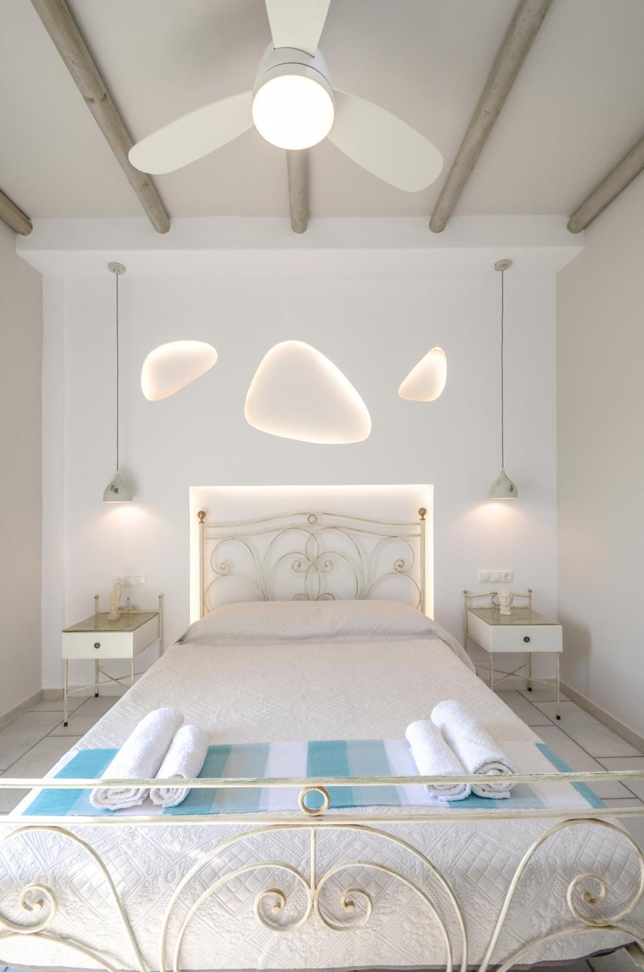 Sofi Pension Naxos City Extérieur photo