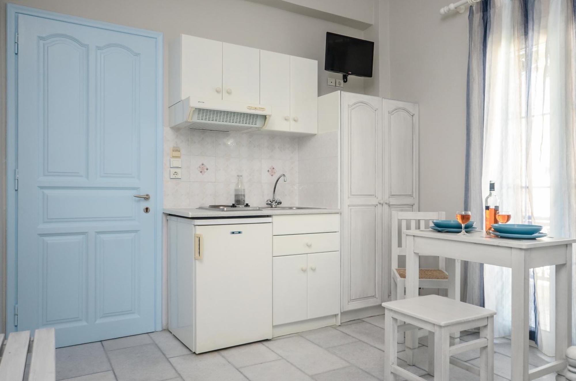 Sofi Pension Naxos City Extérieur photo